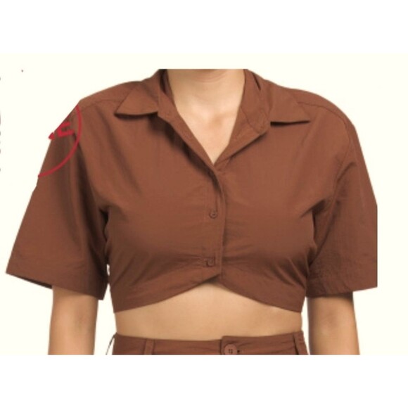 Minimalist Collared Crop Shirt Womens Sm Brown Tailored Pin Up Short Sleeve Fall - Picture 1 of 5